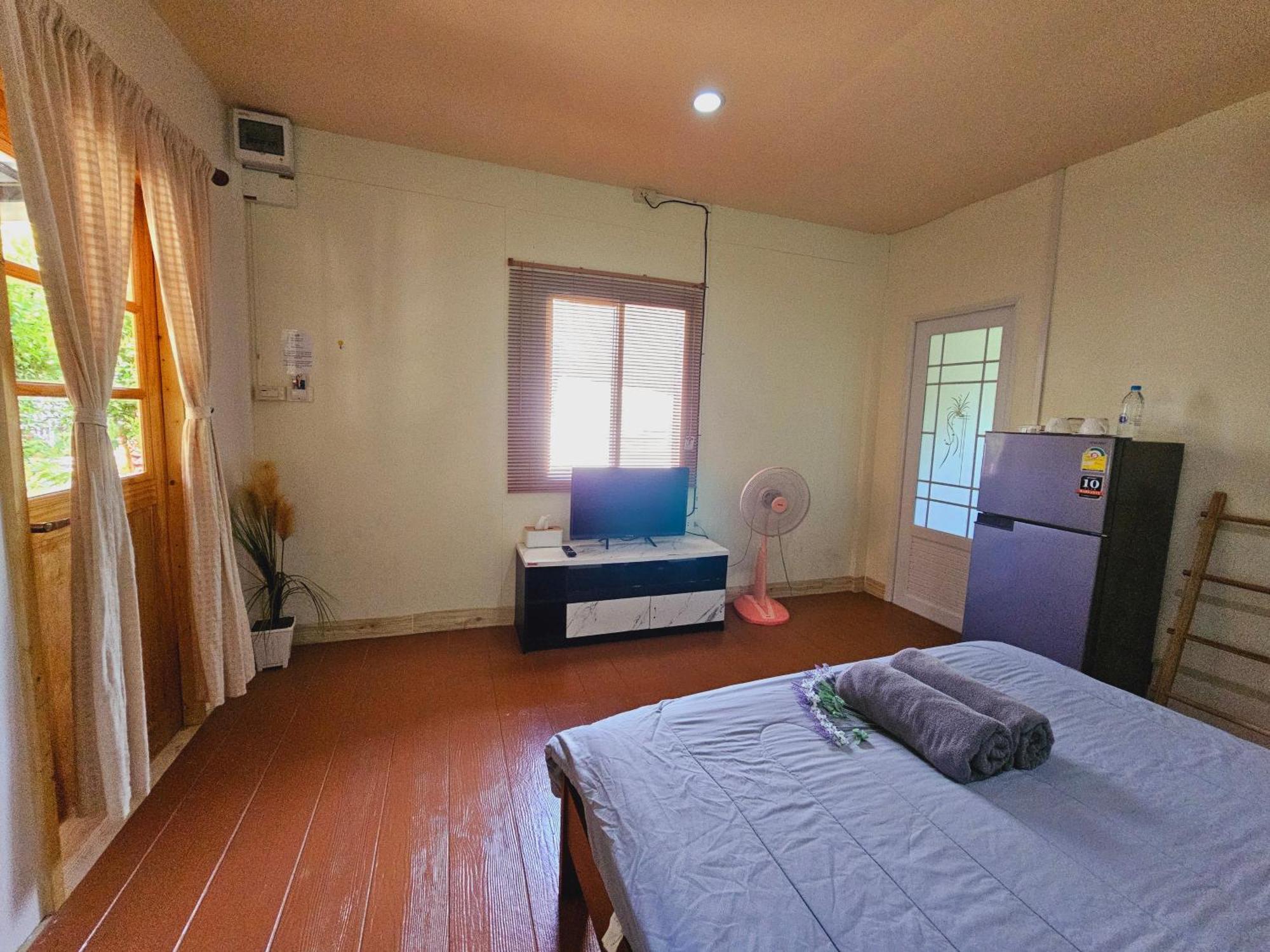 Baan Suan Khun Ta บ้านพักสวนคุณตา Koh Chang Exterior photo