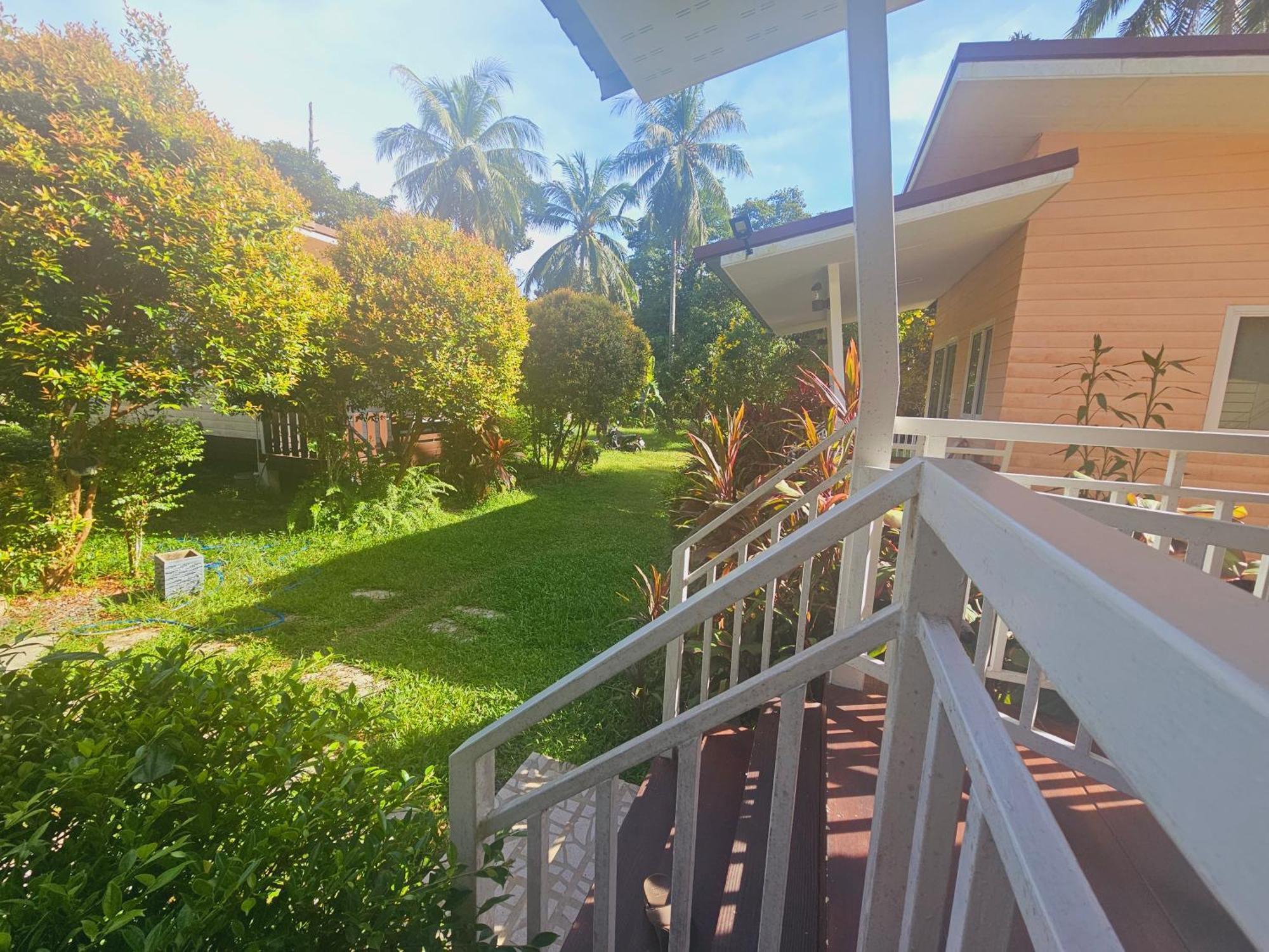 Baan Suan Khun Ta บ้านพักสวนคุณตา Koh Chang Exterior photo